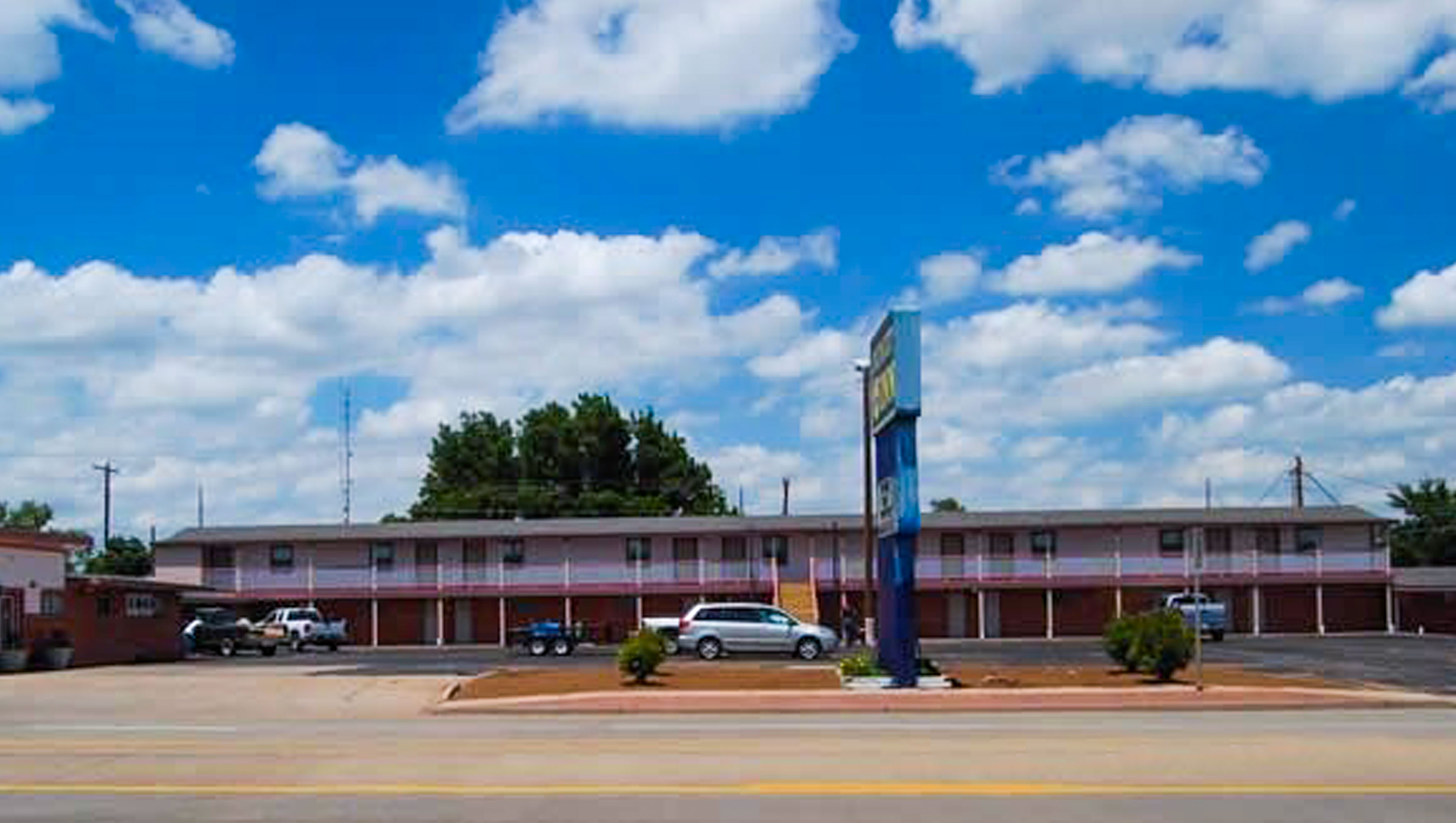 About Us American Inn & Suites Childress